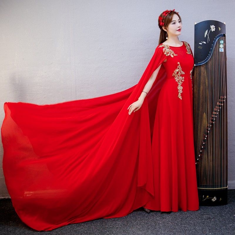 Элегантное вьетнамское традици – обзор и цена Ao Dai Vietnam Dress